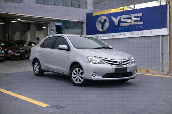 TOYOTA ETIOS 1.5 XS SEDAN 16V FLEX 4P AUTOMÁTICO